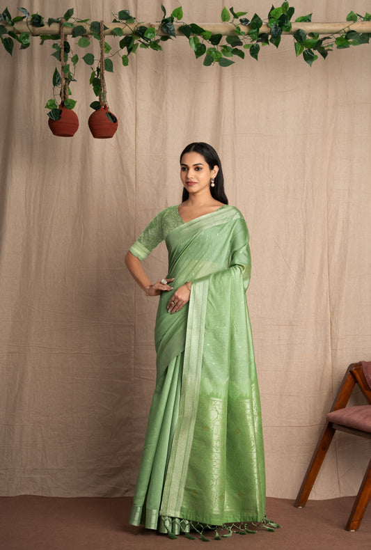 Vismara | Green Viscose Silk Geometric Design Woven Saree.