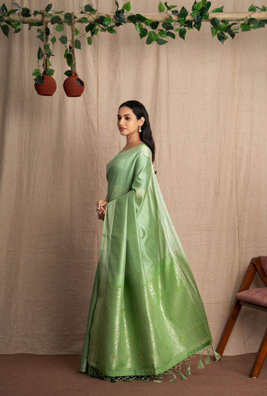 Vismara | Green Viscose Silk Geometric Design Woven Saree.